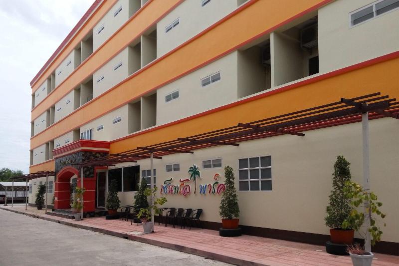 בית מלון כפרי Central Park