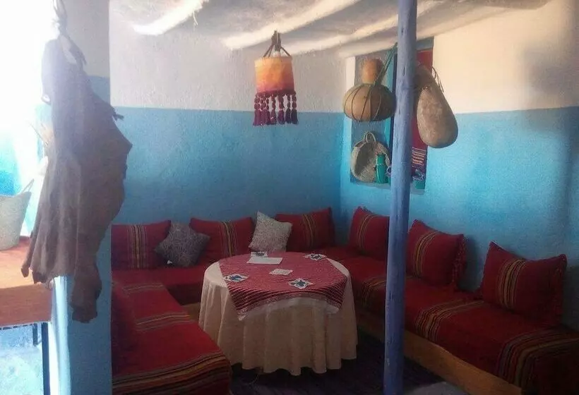 Hotelli Gite El Houmar