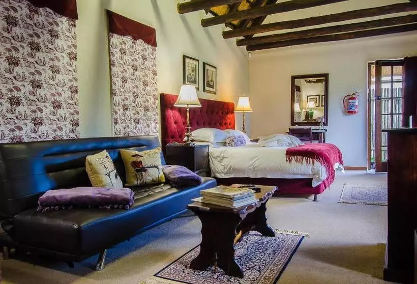 Hotelli Hawklee Country House