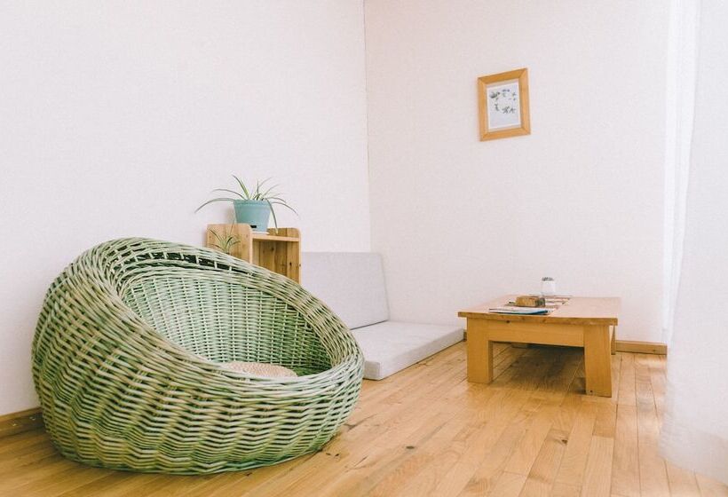 בית מלון כפרי Huksum House