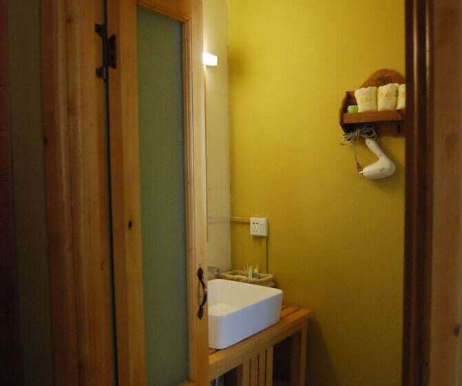 בית מלון כפרי Huksum House