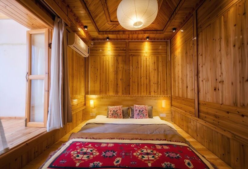 בית מלון כפרי Huksum House