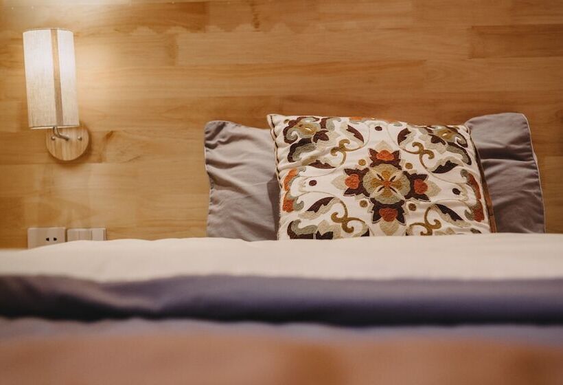 בית מלון כפרי Huksum House