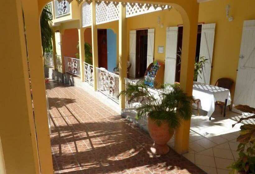 هتل La Pointe D'argent