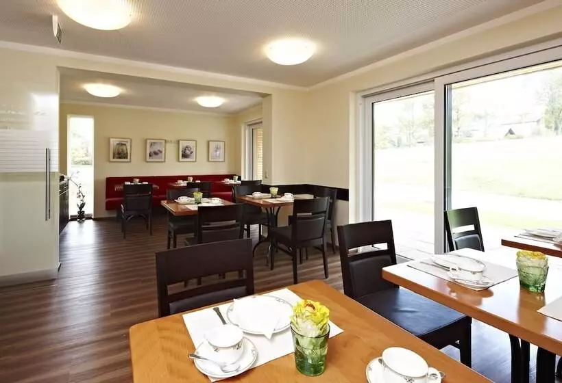 Hotelli Pension Jageredt