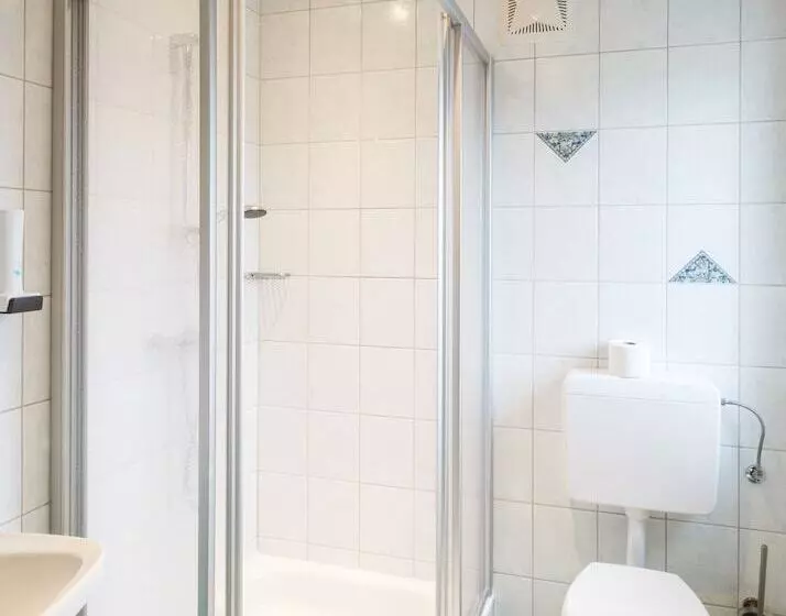 Hotelli Pension Jageredt