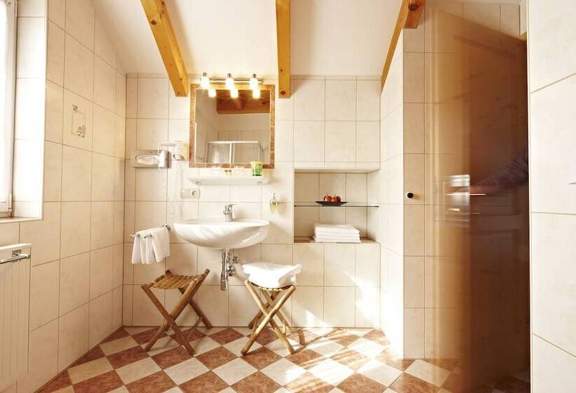 فندق Pension Jageredt