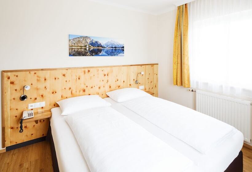 فندق Pension Jageredt