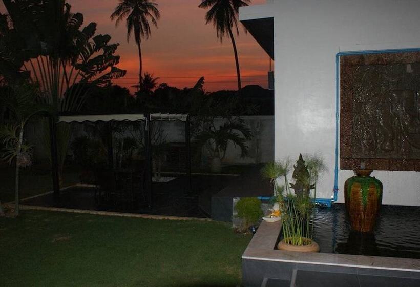 Отель Sumali Villa