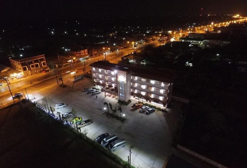 Thatphanom View Hotel Nakhon