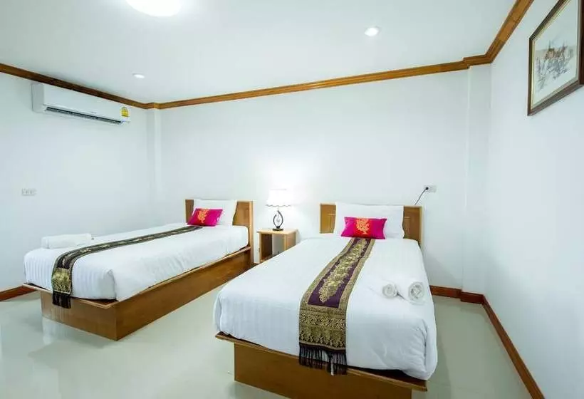 Thatphanom View Hotel Nakhon