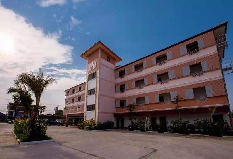 Thatphanom View Hotel Nakhon