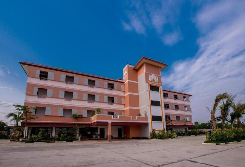 Thatphanom View Hotel Nakhon