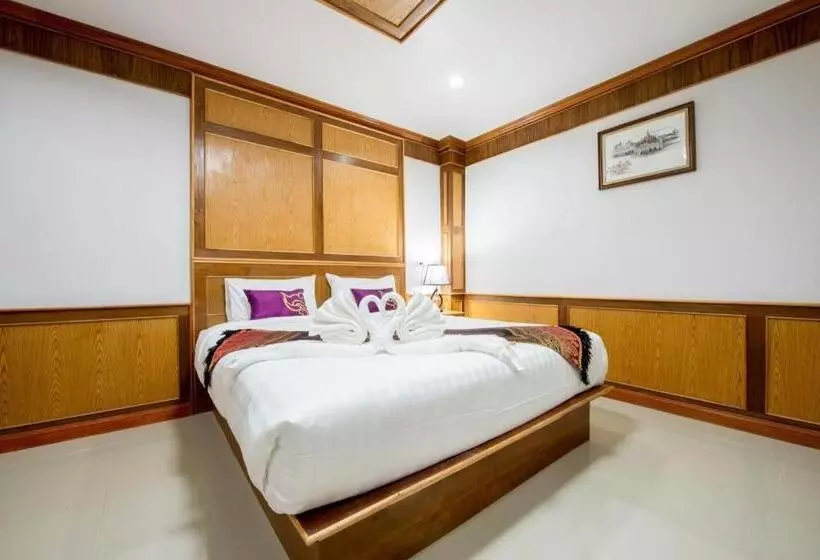 Thatphanom View Hotel Nakhon