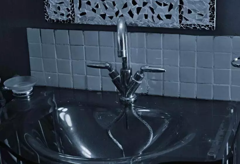 Hotelli Walkerbay Accommodation