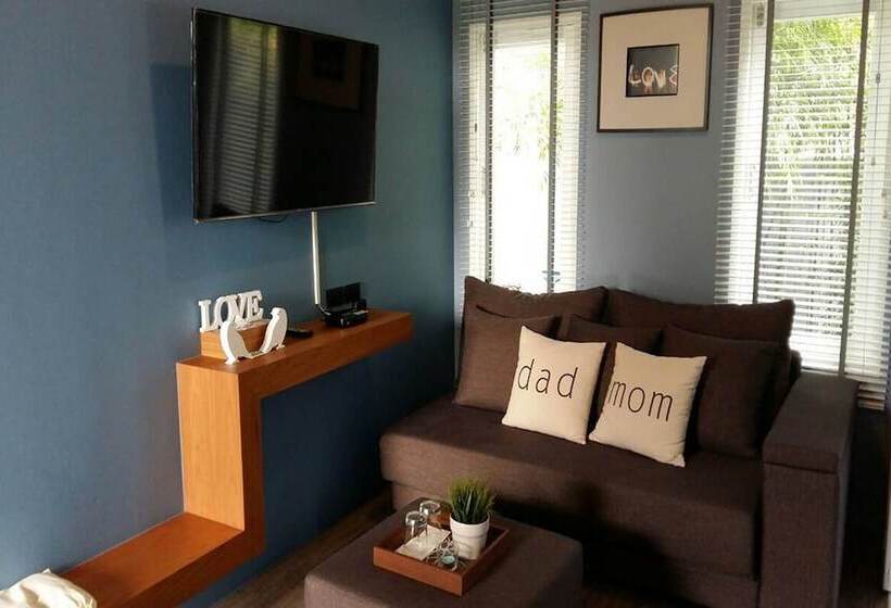 Idestiny Gallery Resort