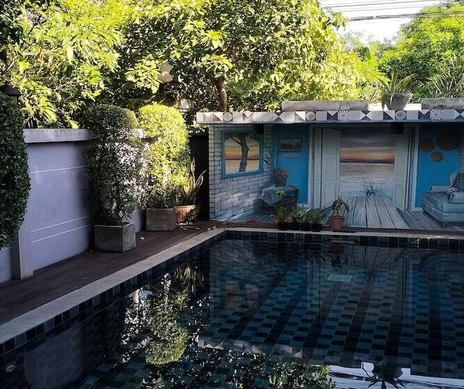 Idestiny Gallery Resort