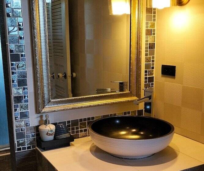 Idestiny Gallery Resort