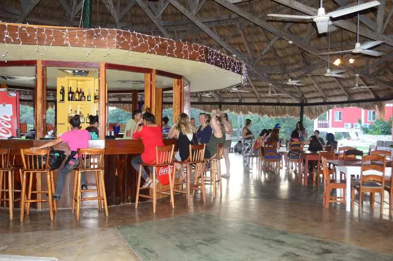 Lamanai Hotel & Marina