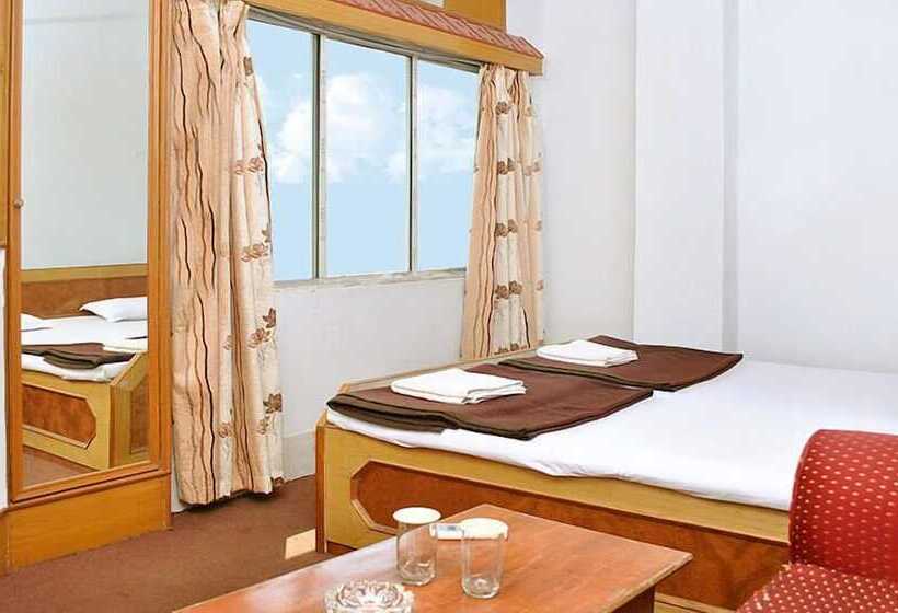 هتل Yashoda International