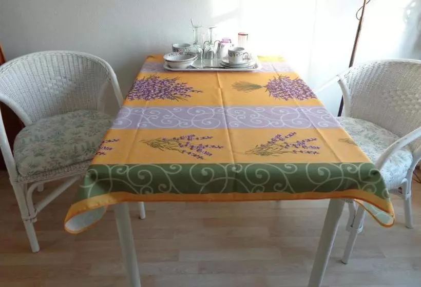 Aamiaismajoitus (B&B) Kamerverhuur Advenco