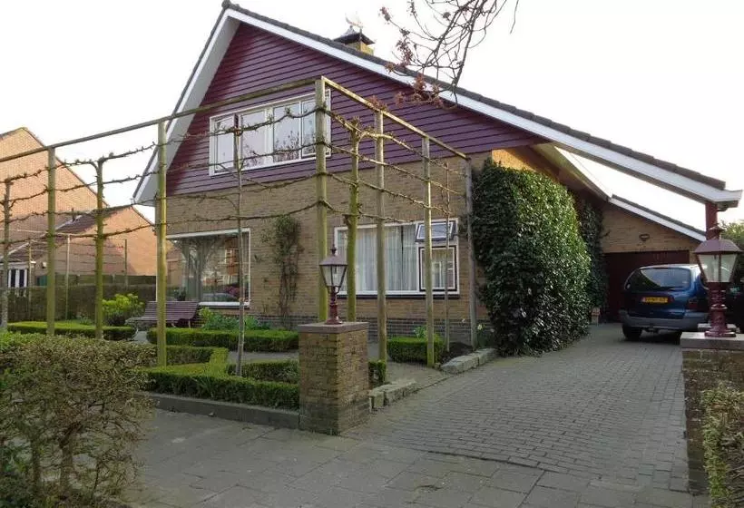 Aamiaismajoitus (B&B) Kamerverhuur Advenco