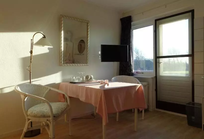 Aamiaismajoitus (B&B) Kamerverhuur Advenco