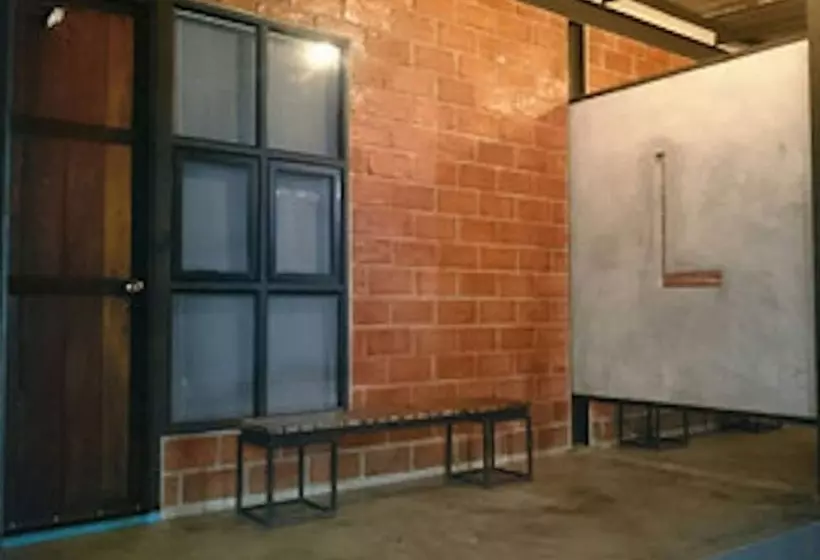 Hotelli Sangkhlakiri Resort