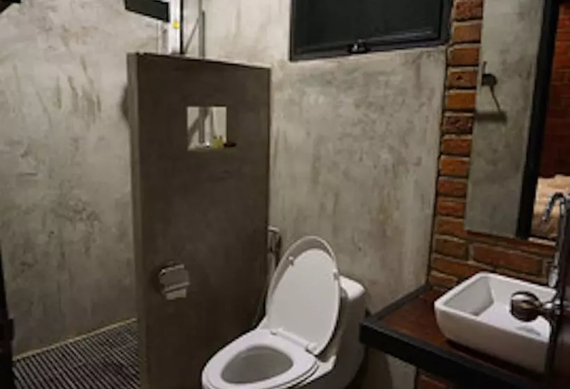 Hotelli Sangkhlakiri Resort