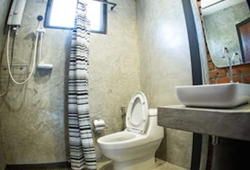 Отель Sangkhlakiri Resort