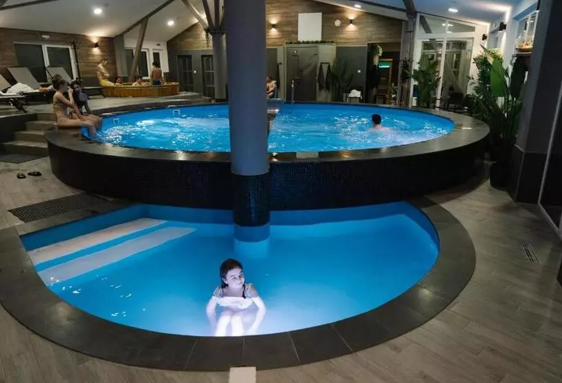 ペンション Desag Resort