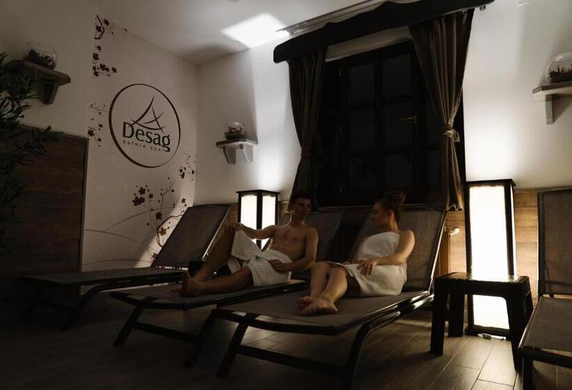 ペンション Desag Resort