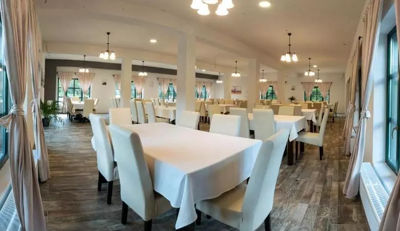 ペンション Desag Resort