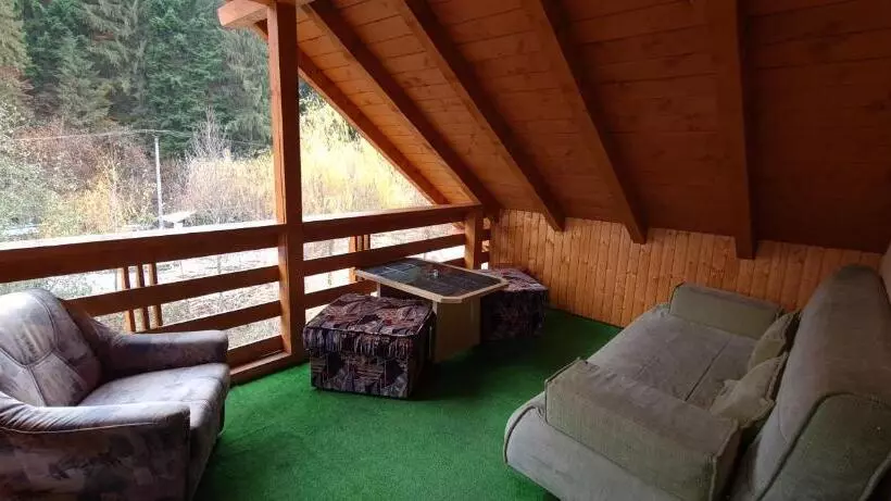 Pensiunea Aurora  Hostel Voineasa