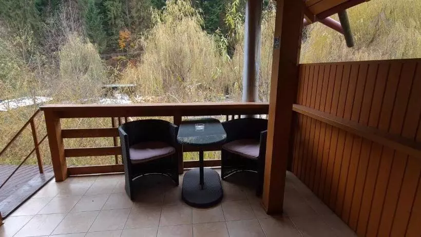 Pensiunea Aurora  Hostel Voineasa