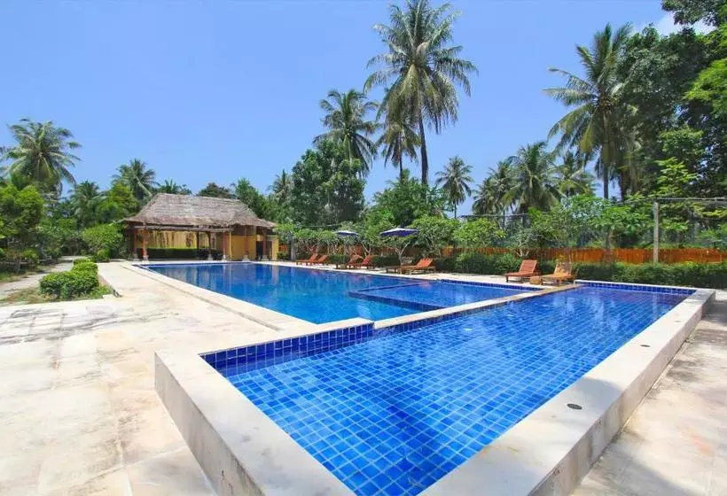 استراحتگاه Keeree Waree Seaside Villa