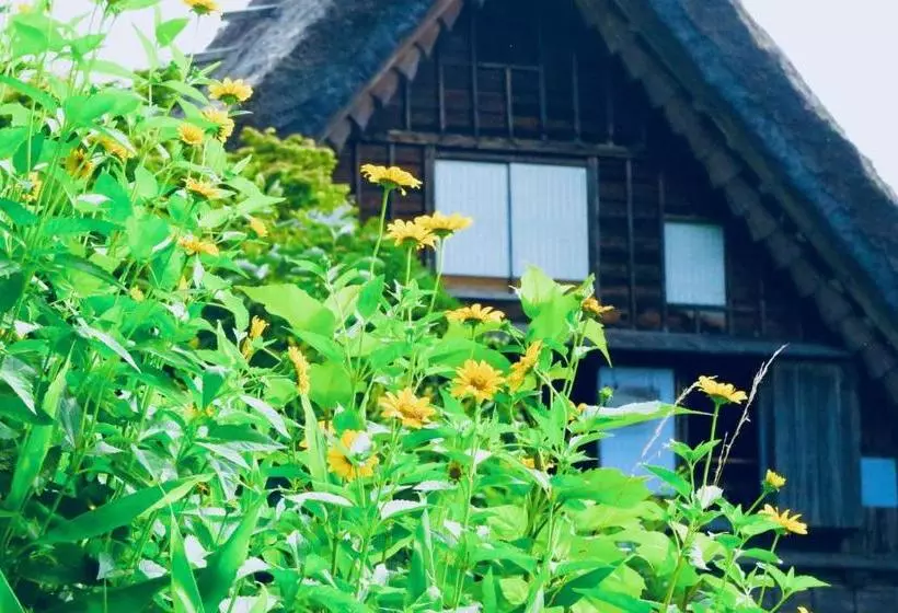 ユースホステル Shirakawago Terrace