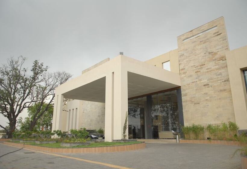 Отель The Arindum