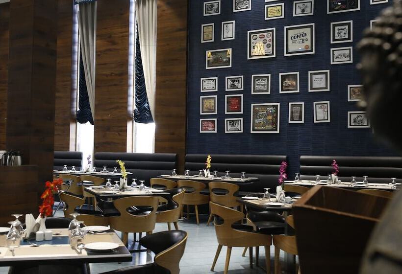 Отель The Arindum