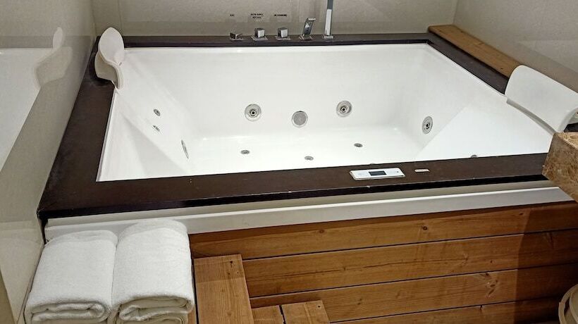 Отель The Arindum