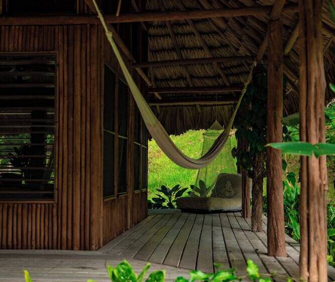 هتل Chan Chich Lodge