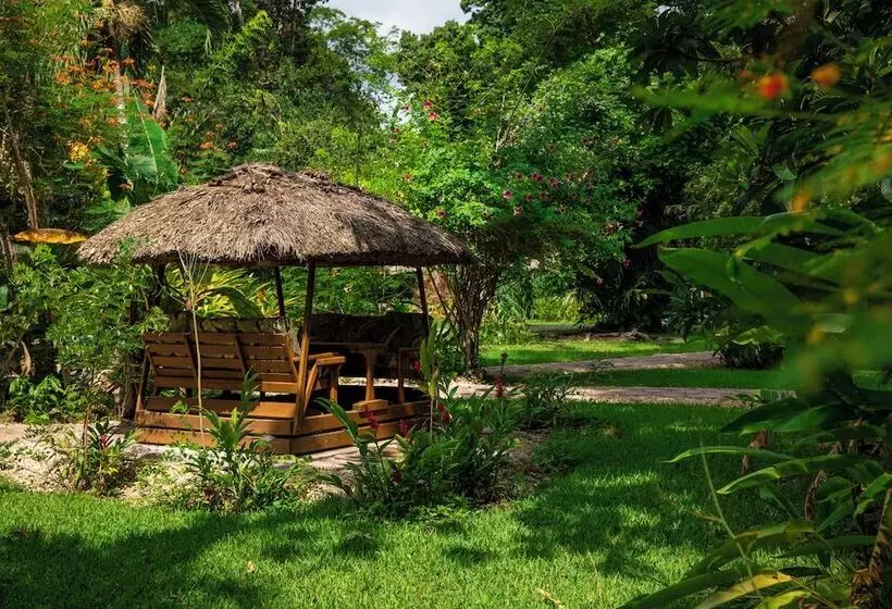 Hotelli Chan Chich Lodge