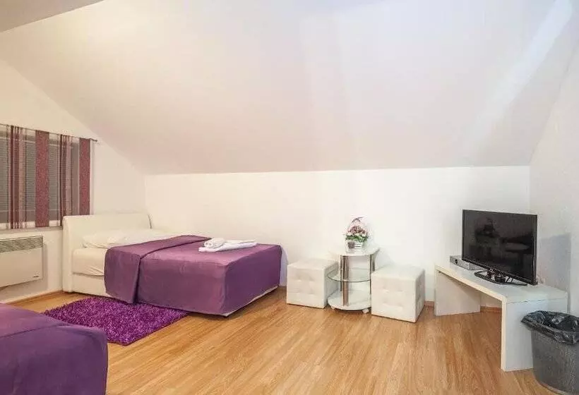 Majatalo Guest House Slavica