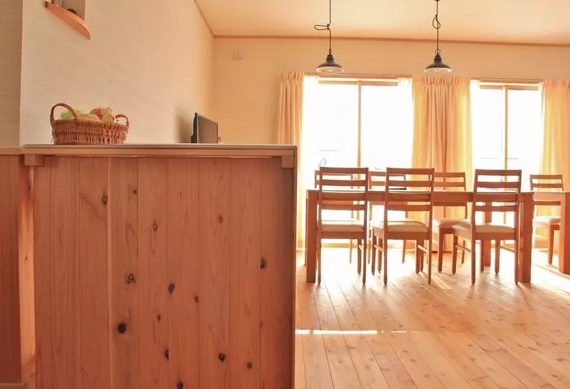 Majatalo Guesthouse Kanoka