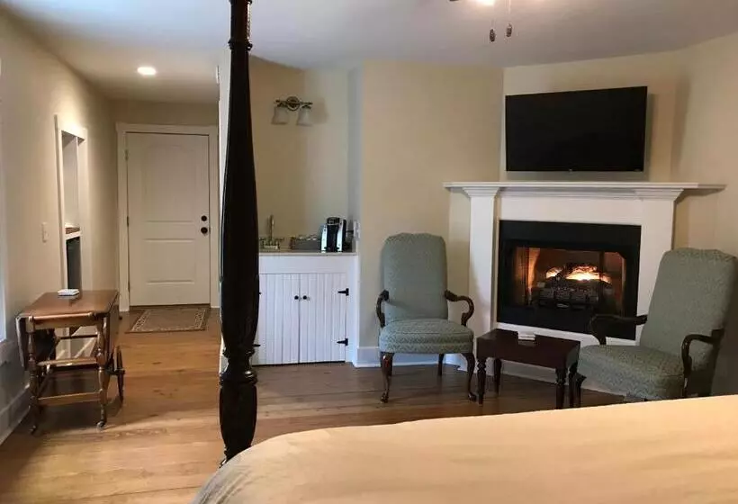 Aamiaismajoitus (B&B) Canemount Plantation Inn