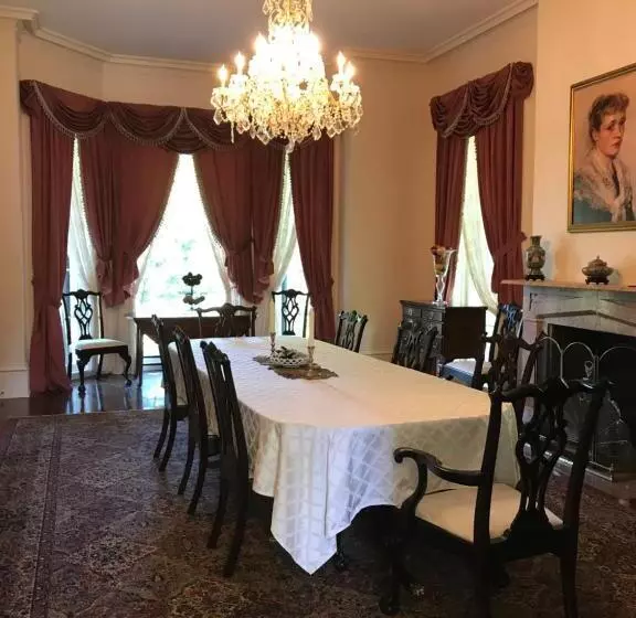 Aamiaismajoitus (B&B) Canemount Plantation Inn