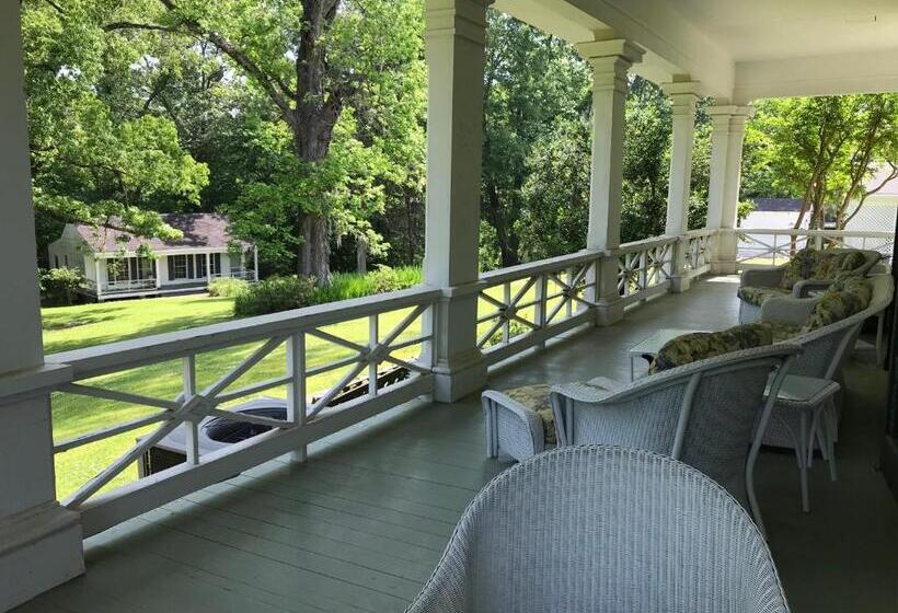 住宿加早餐 Canemount Plantation Inn