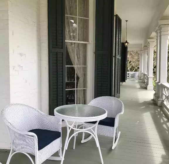 Aamiaismajoitus (B&B) Canemount Plantation Inn