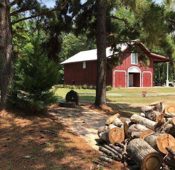 住宿加早餐 Canemount Plantation Inn