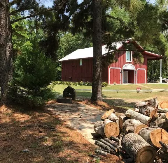 Aamiaismajoitus (B&B) Canemount Plantation Inn